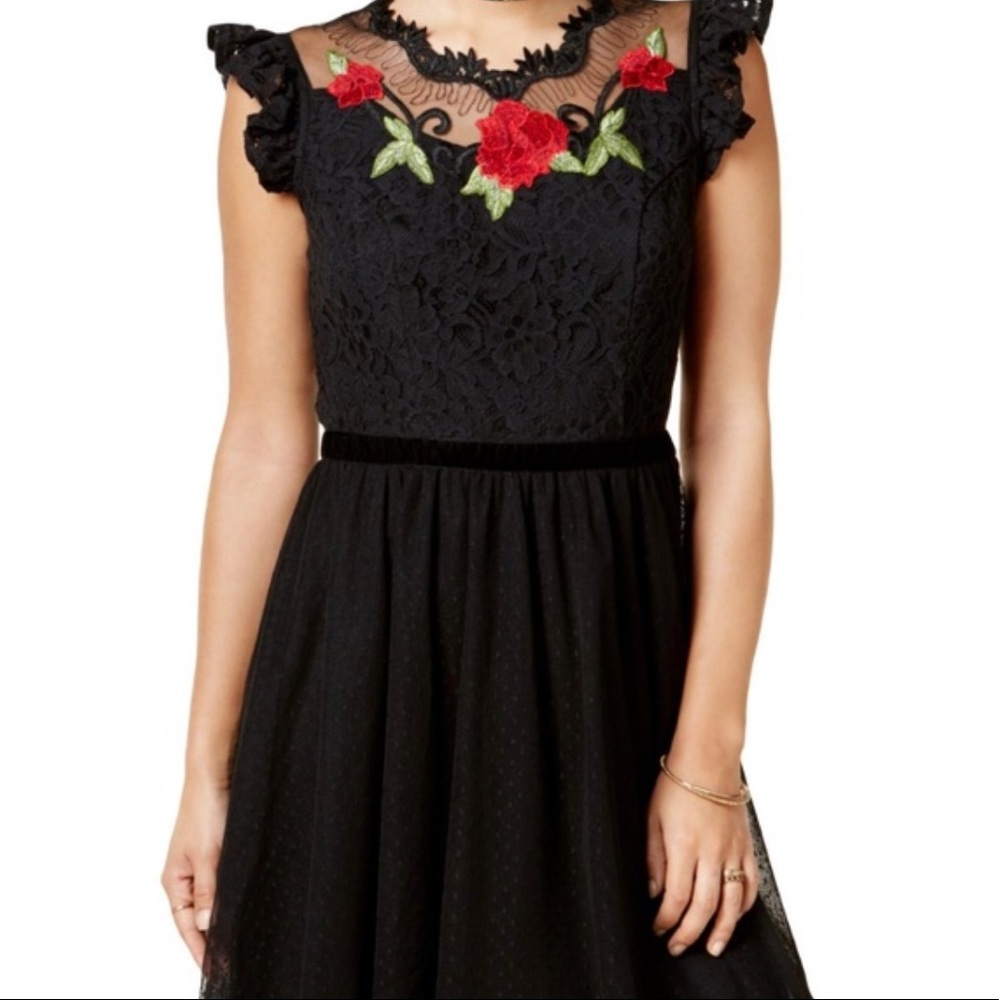 Brand new Disney Adult dress Snow White or beauty and the beast.
